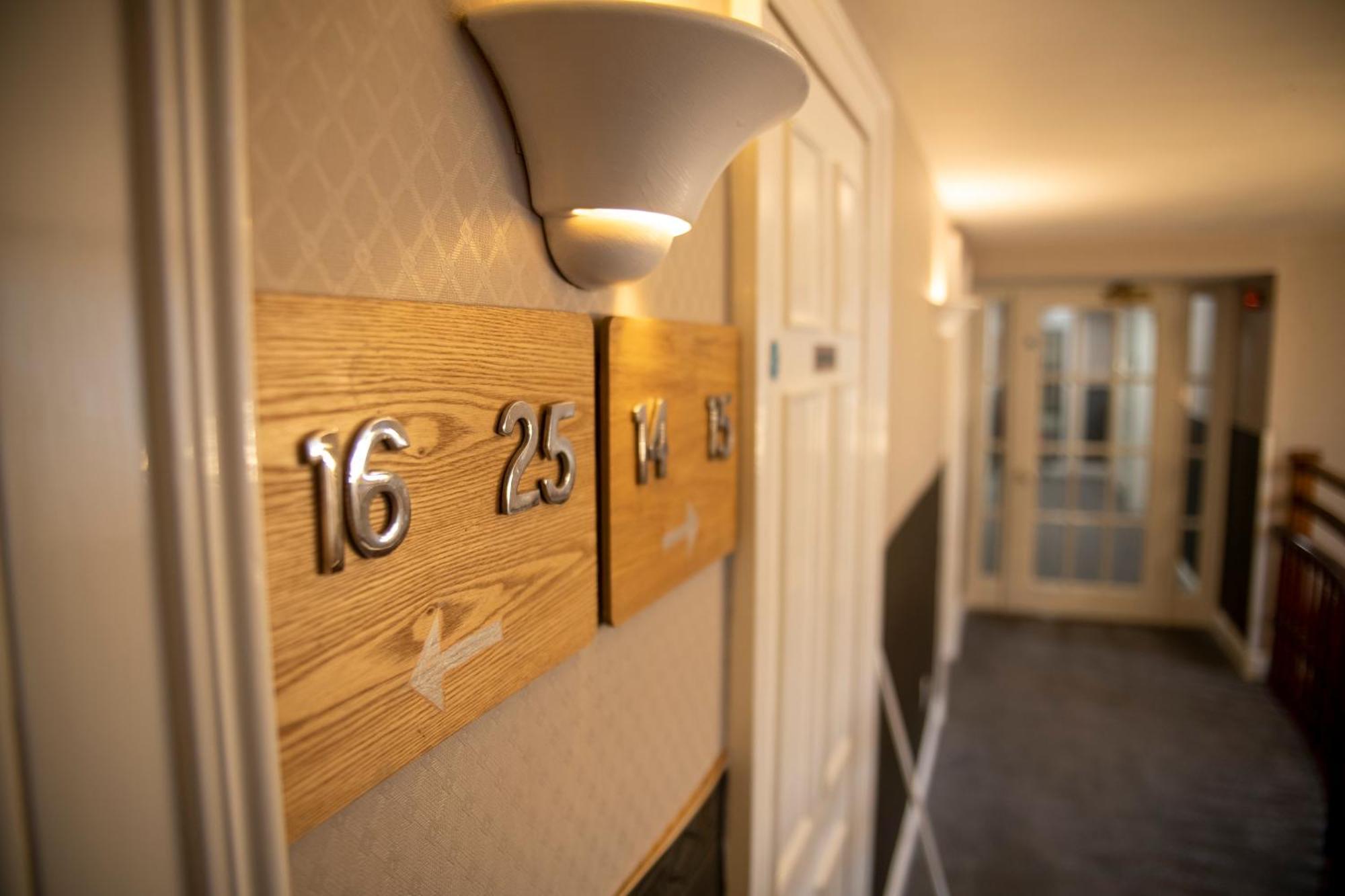 Douglas Arms Hotel 道格拉斯城堡 客房 照片