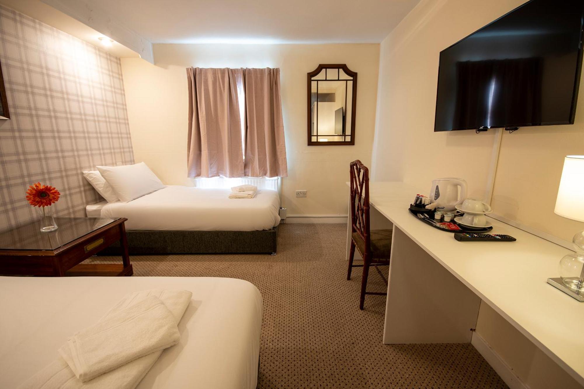 Douglas Arms Hotel 道格拉斯城堡 客房 照片