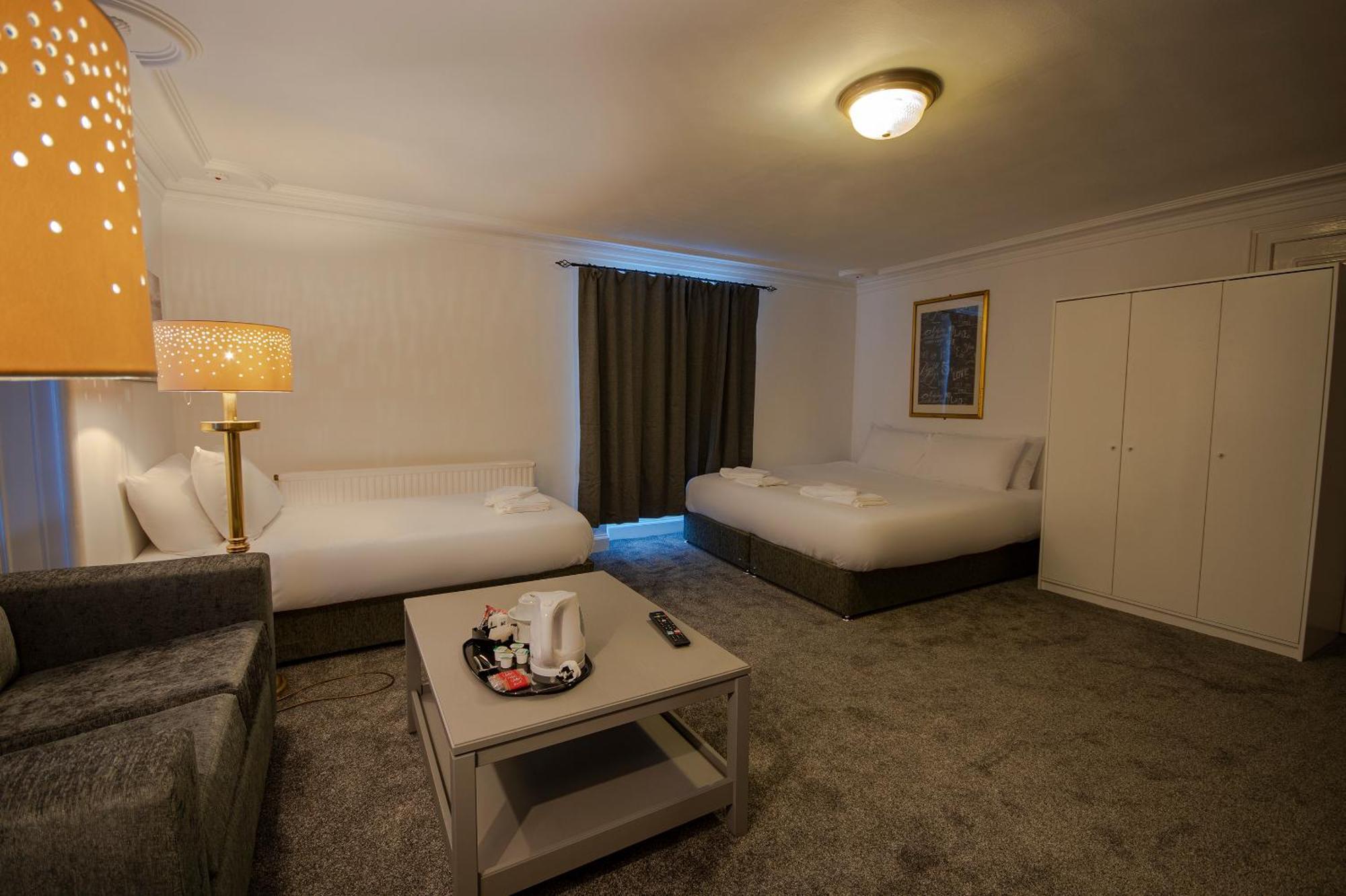 Douglas Arms Hotel 道格拉斯城堡 客房 照片