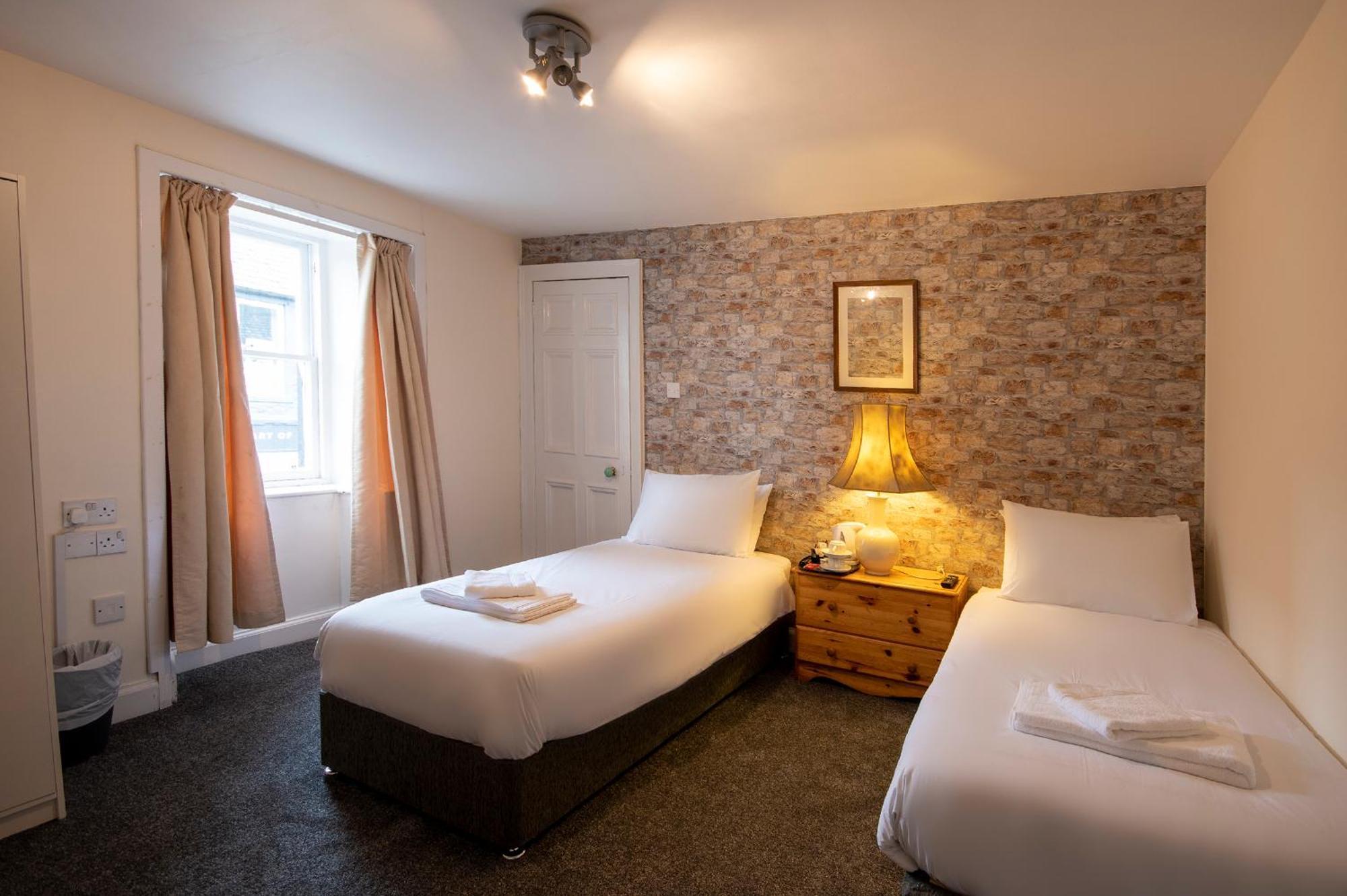Douglas Arms Hotel 道格拉斯城堡 客房 照片